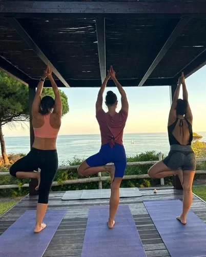 Home 8 New beginnings yoga private class